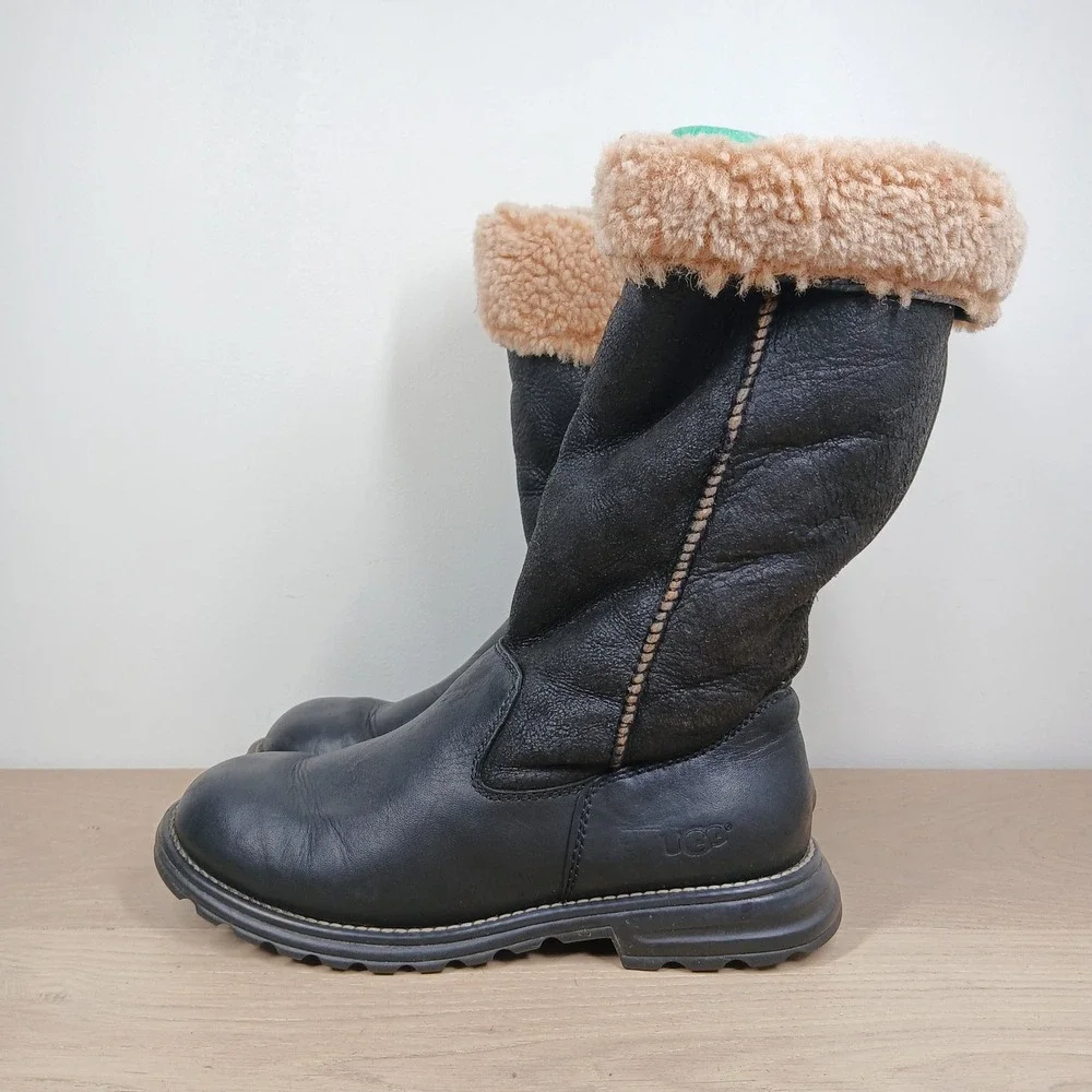 UGG Tall Winter Boots Womens 8 Black Leather Shearling Fur Lined Cozy Snow